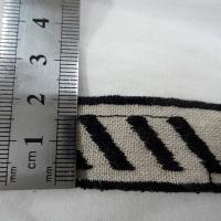 galon en lin naturel brodé ethnique 2