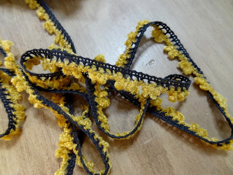 galon picot velours chenillé ocre-café