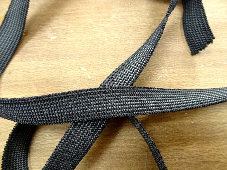 Elastique noir 12 mm 3