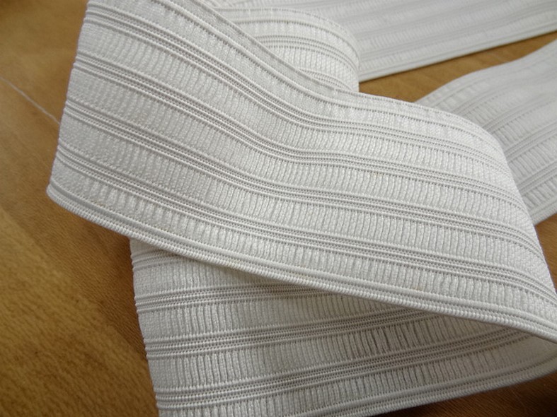 Elastique plat fronceur blanc casse 48 mm 1