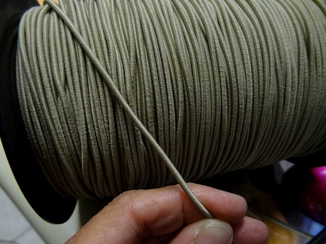 Elastique rond chapeau kaki clair 1