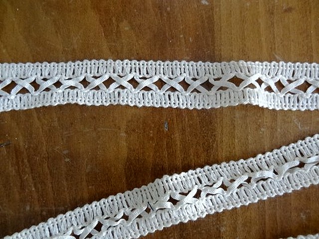 Entre deux croisillons creme 1