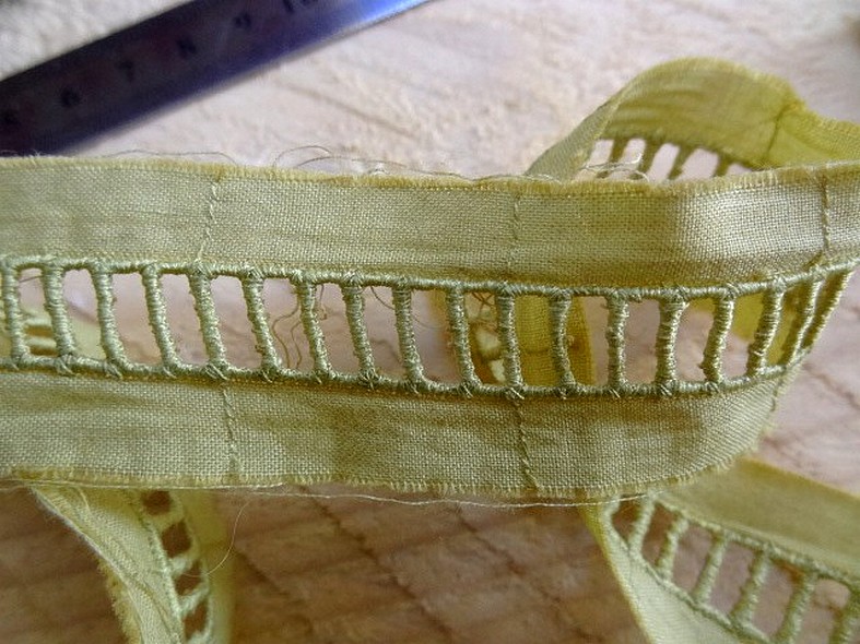 Entre deux echelle teinte tilleul 1