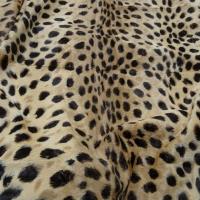 Fausse fourrure beige motif leopard 1