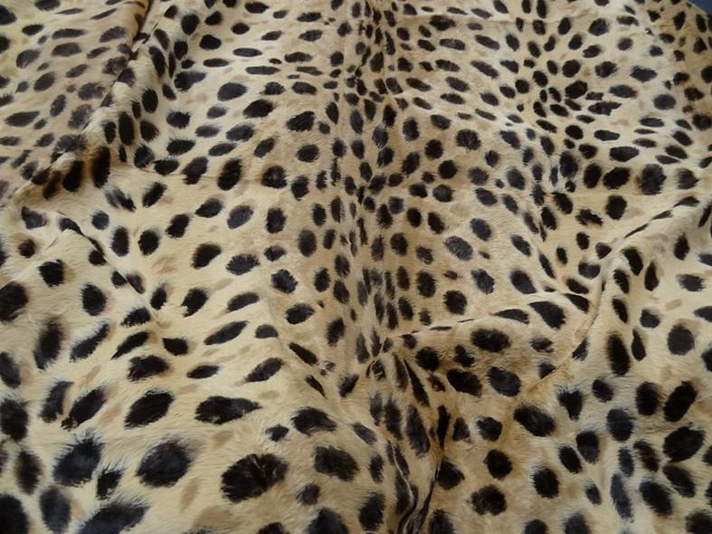 Fausse fourrure beige motif leopard 1