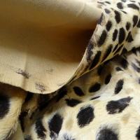 Fausse fourrure beige motif leopard 4 