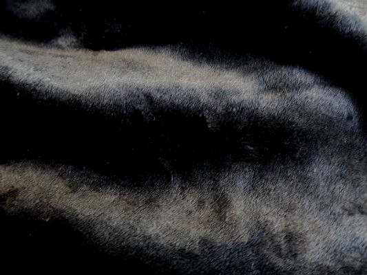 Fausse fourrure daim noir 1