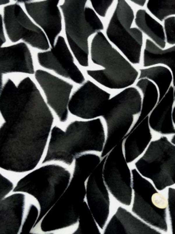 Fausse fourrure poil ras noir blanc girafe 2 