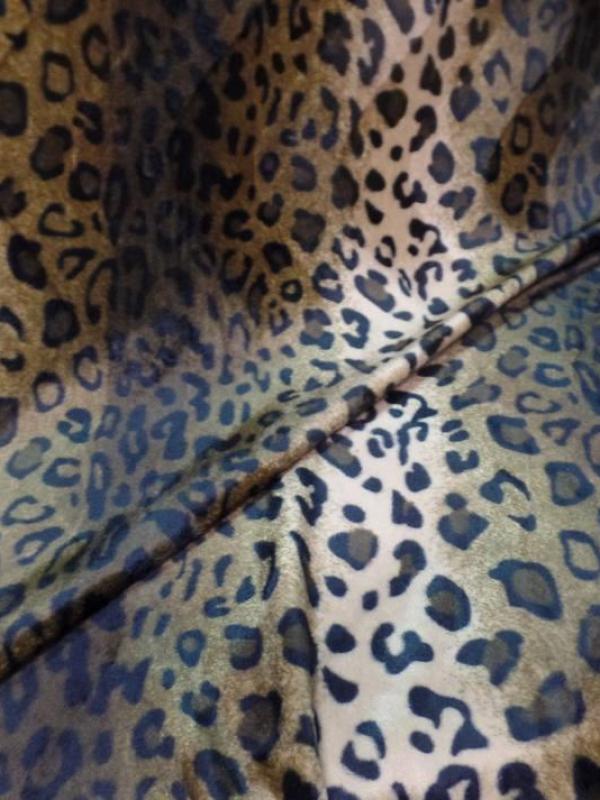 Fausse fourrure poils ras leopard09