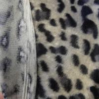 Fausse fourrure rase leopard gris blanc noir 6