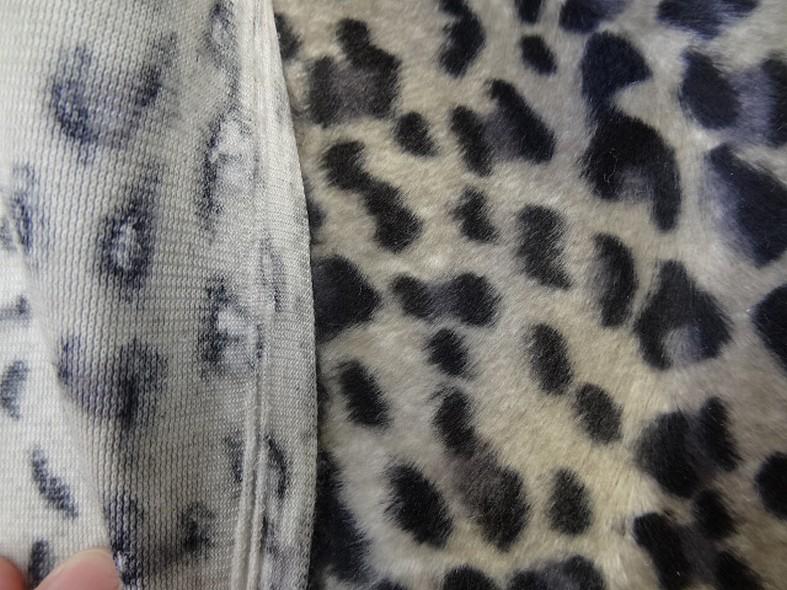 Fausse fourrure rase leopard gris blanc noir 6