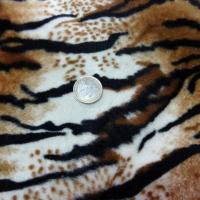 Fausse fourrure rase tigre art deco 3 