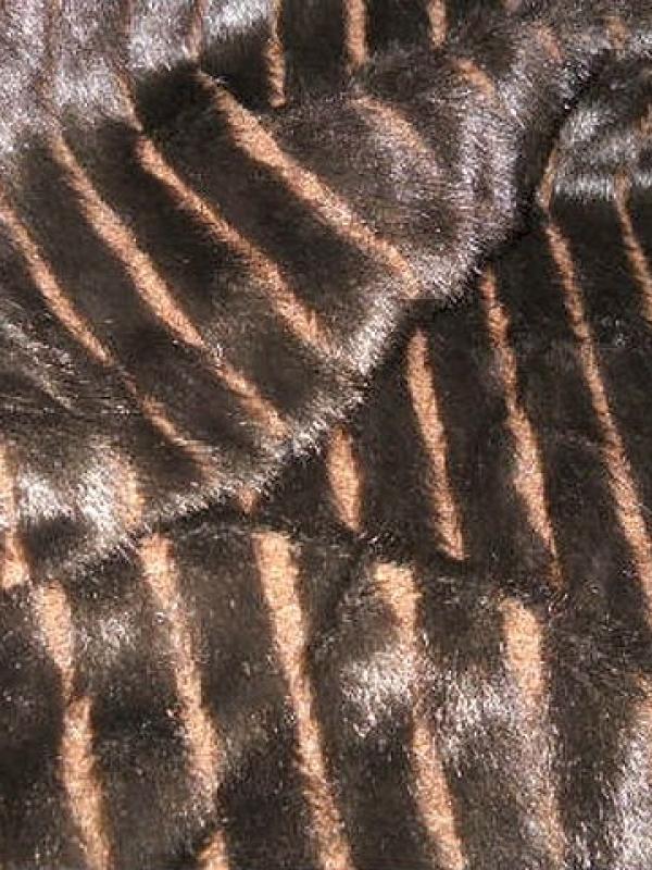 Fausse fourrure vison brun 1 