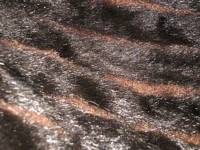 Fausse fourrure vison brun 3