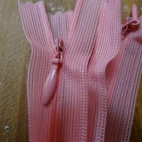 Fermeture eclair invisible rose