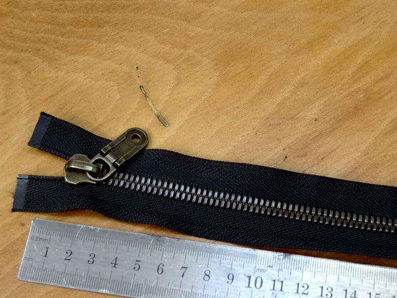 Fermeture eclair metallique vieil or separable 53 5 cm 3