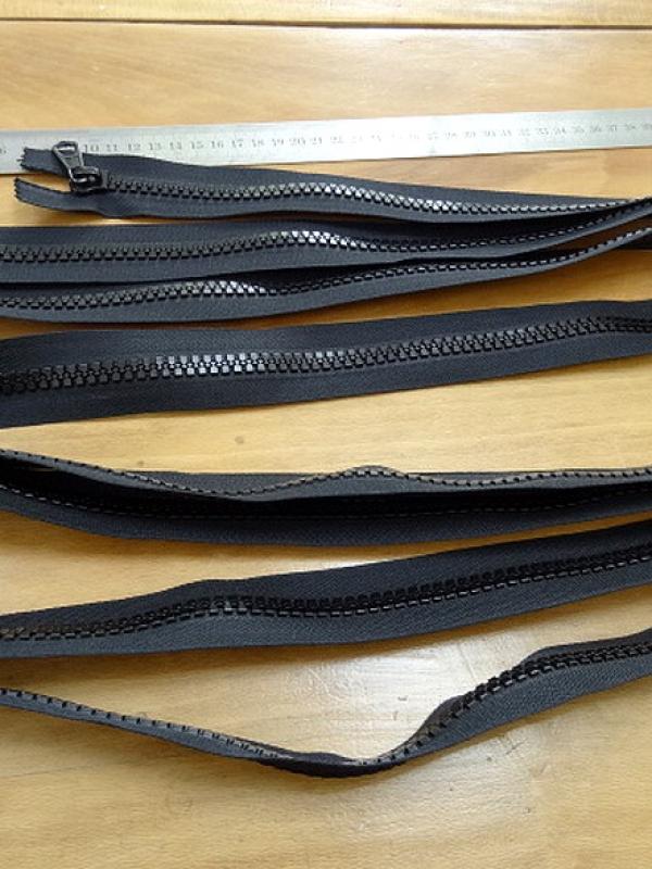 Fermeture eclair noire separable 2 curseurs 4 m 3 