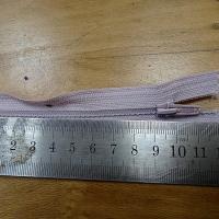 Fermeture eclair rose poudre 10 cm 1
