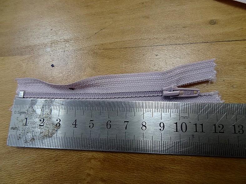 Fermeture eclair rose poudre 10 cm 1