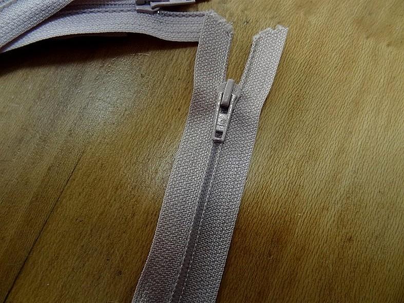 Fermeture eclair rose poudre 20 cm 12