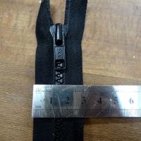 Fermeture eclair separable noire maille moulee 140 cm 2 