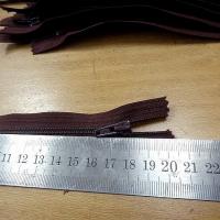 Fermeture eclair teinte bourgogne 18 cm 7