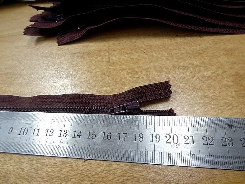 Fermeture eclair teinte bourgogne 18 cm 7