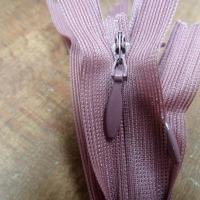 Fermeture invisible vieux rose 3 