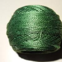 Fil coton perle dmc 3345 vert poireau 2