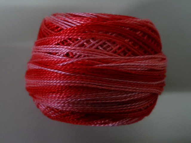 Fil coton perle dmc 57 degrade geranium 2