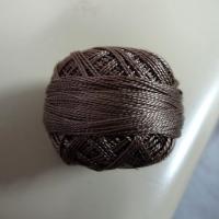 Fil coton perle dmc 840 marron glace 2 