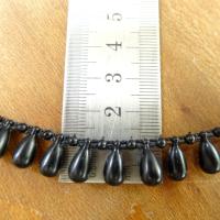 Fil de perles en goutte noir 2 