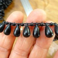 Fil de perles en goutte noir 3 