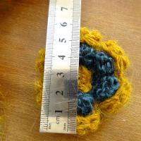 Fleur a coudre mohair ocre bleu canard 2 