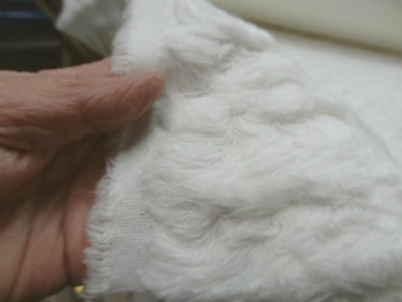 Fourrure fils coton blanc casse 3