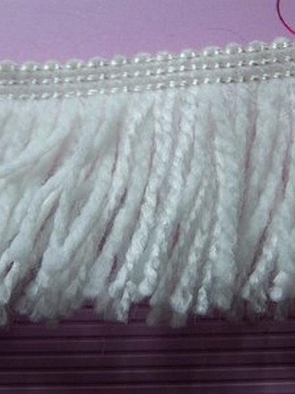 Frange de lainage acrylique blanche