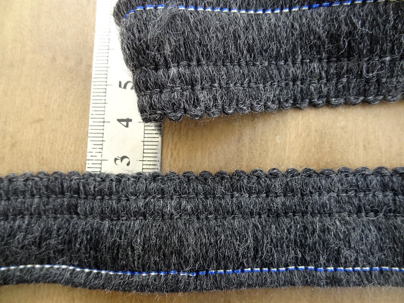 Frange en laine melangee teinte vieux fusain 26 mm 2