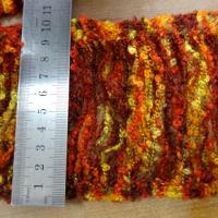 Frange laine fine bouclee teintes safran curcuma 2 