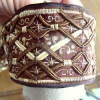 passementerie marron et or 03