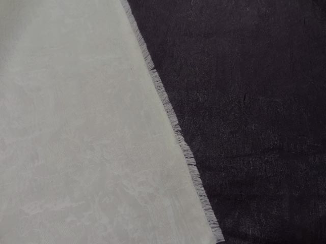 Gabardine coton huile double face blanc casse aubergine 1