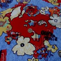 Gabardine coton imprime fleurs bleu et rouge