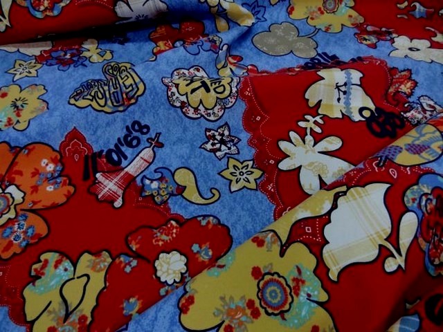Gabardine coton imprime fleurs bleu et rouge4