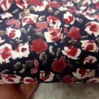 Gabardine coton lycra bleu encre et petites roses 2 