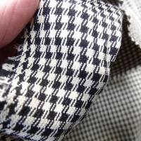 Gabardine coton lycra pied de poule noir et blanc 8 