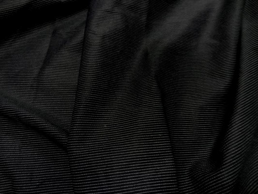 Gabardine coton noir fines rayures 3