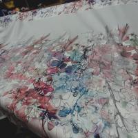 Gabardine legere motif abstrait avec embase 2 