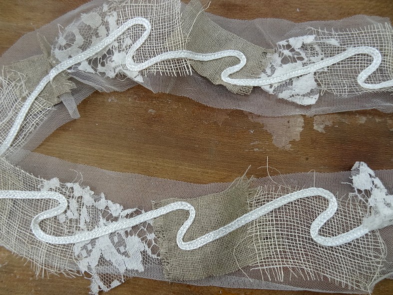 Galon ariane resille blanche lin et dentelle 1