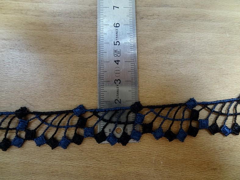 Galon brode bicolore noir et bleu saphir 2