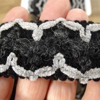 Galon brownies noir et gris en velours chenille 