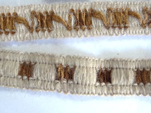 Galon cache cache beige clair et caramel 01 1